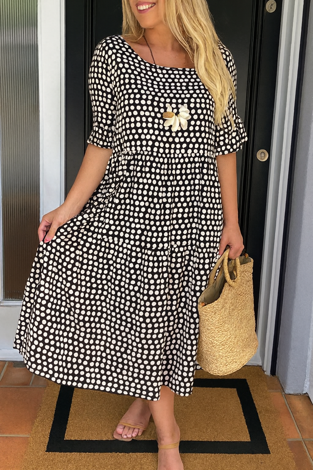 Celeste | ABITO MIDI ELEGANTE CON MANICHE CORTE